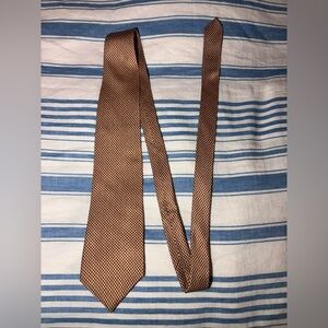 Brown checkered tie